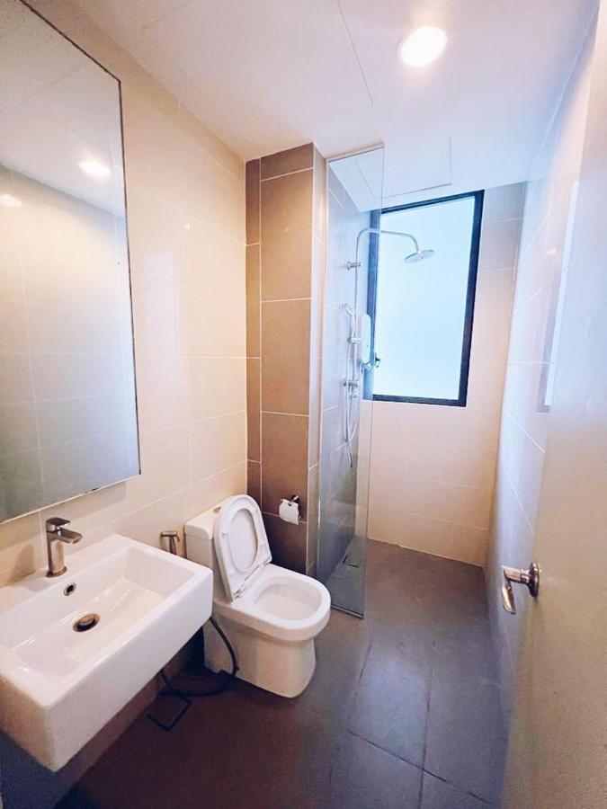 Connected Train 3 Bedrooms - Above Klgateway Mall 14 Kuala Lumpur Buitenkant foto